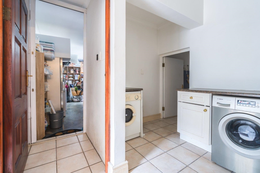 4 Bedroom Property for Sale in Newlands Western Cape